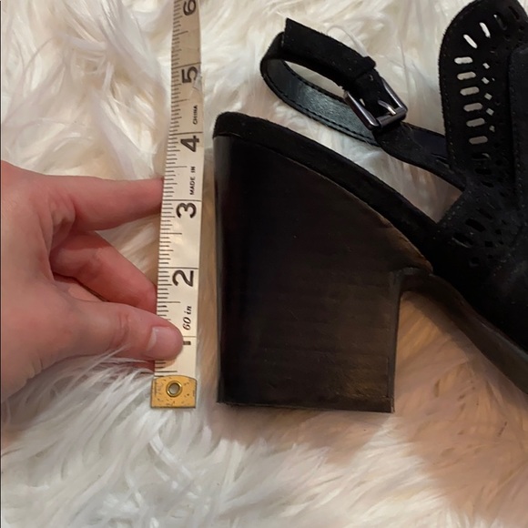 SOLD! Carlos Santana Suede Peep Toe Heeled Sandals - Picture 6 of 6